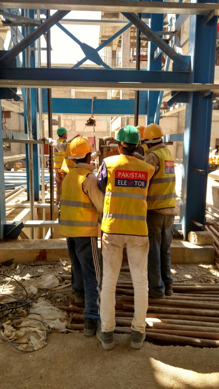 Pakistan Elevator Team Work